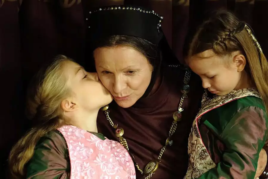 Korona królów - galeria zdjęć - filmweb