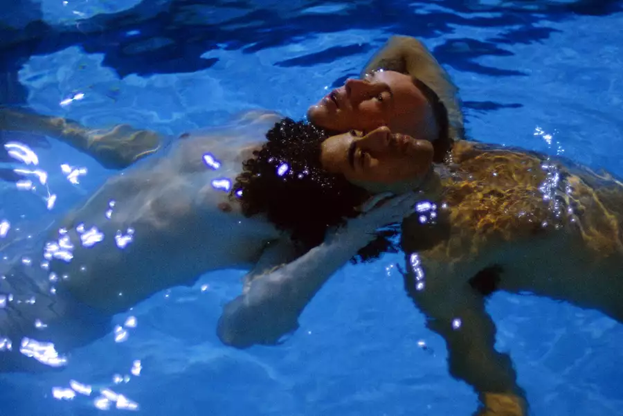 Samotność - galeria zdjęć - filmweb