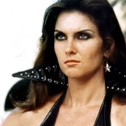 Starcrash - galeria zdjęć - filmweb
