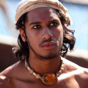 Elliot Knight w Sindbad