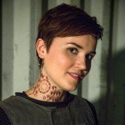 Divergent - galeria zdjęć - filmweb