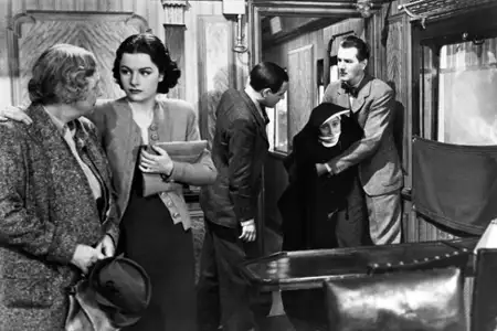 Starsza pani znika - galeria zdjęć - filmweb