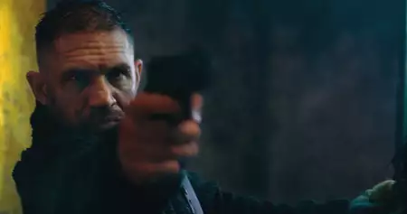 Chaos - galeria zdjęć - filmweb