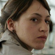 Aya - galeria zdjęć - filmweb
