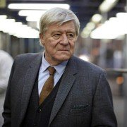 Endeavour - galeria zdjęć - filmweb