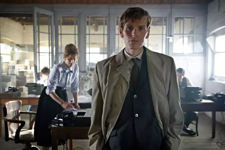 Endeavour - galeria zdjęć - filmweb
