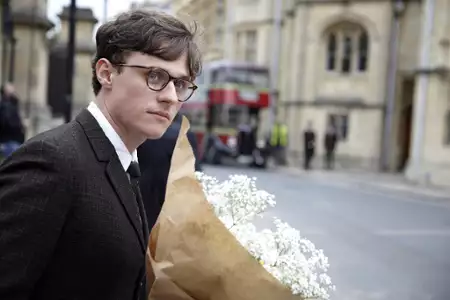 Endeavour - galeria zdjęć - filmweb