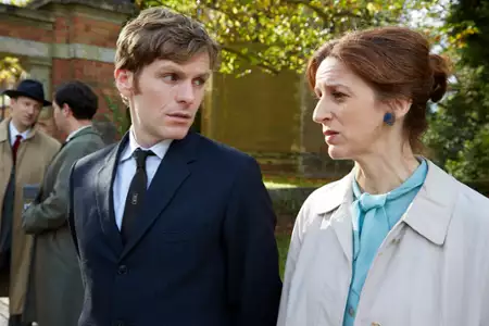 Endeavour - galeria zdjęć - filmweb