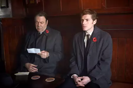 Endeavour - galeria zdjęć - filmweb