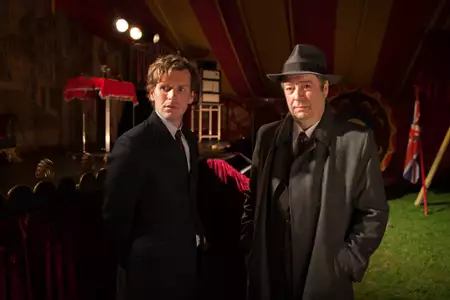Endeavour - galeria zdjęć - filmweb