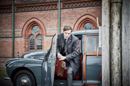Endeavour - galeria zdjęć - filmweb