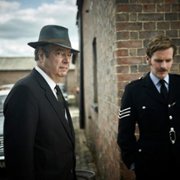 Endeavour - galeria zdjęć - filmweb