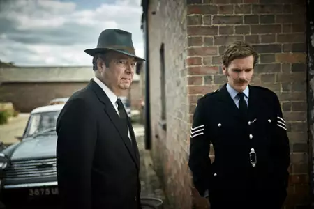 Endeavour - galeria zdjęć - filmweb