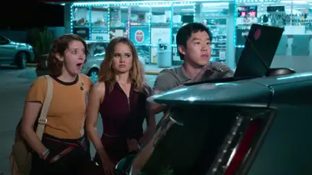 Insatiable - galeria zdjęć - filmweb