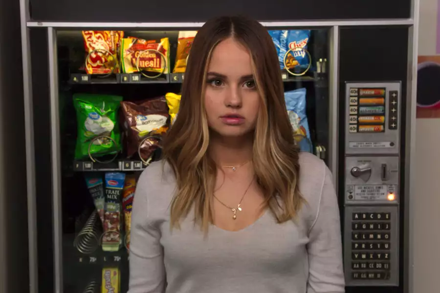 Insatiable - galeria zdjęć - filmweb