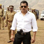 Dabangg - galeria zdjęć - filmweb