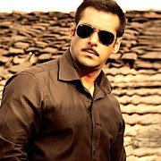 Dabangg - galeria zdjęć - filmweb