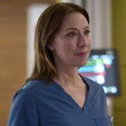 Molly Parker w Doktor Larsen