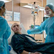 Doktor Larsen - galeria zdjęć - filmweb