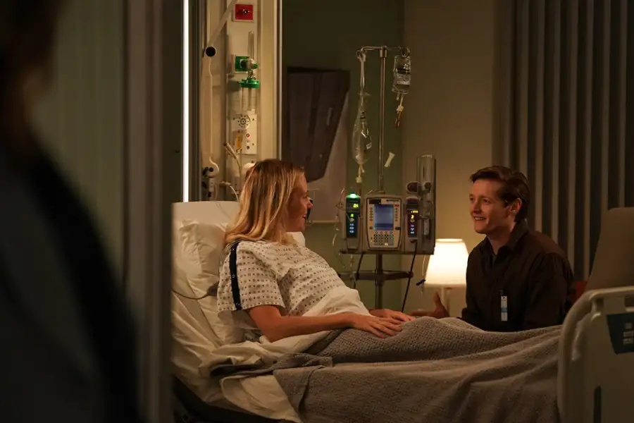 Doktor Larsen - galeria zdjęć - filmweb