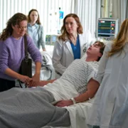 Doktor Larsen - galeria zdjęć - filmweb