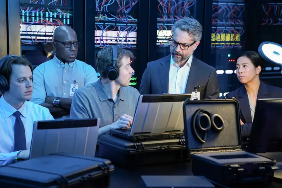 Doktor Larsen - galeria zdjęć - filmweb