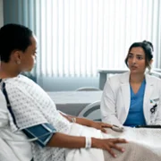 Doktor Larsen - galeria zdjęć - filmweb