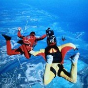 Drop Zone - galeria zdjęć - filmweb