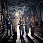 Traitors - galeria zdjęć - filmweb