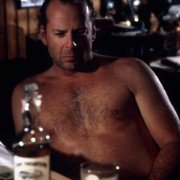 Striking Distance - galeria zdjęć - filmweb