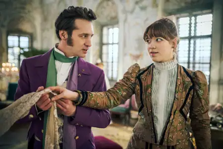 Córka narodu - galeria zdjęć - filmweb
