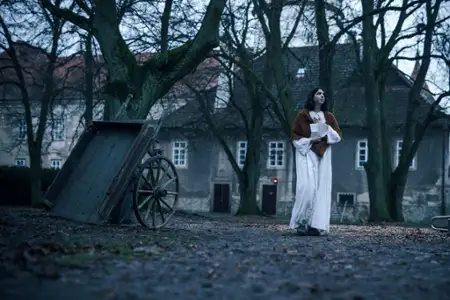 Córka narodu - galeria zdjęć - filmweb