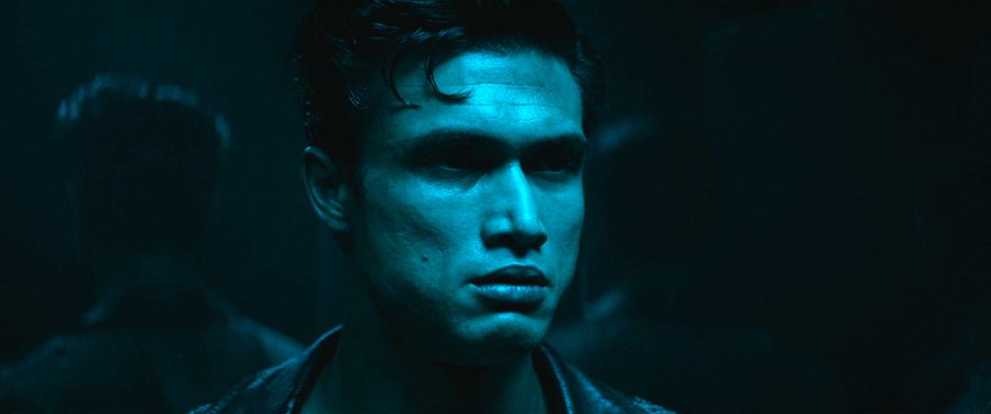 Majaki z plastiku (recenzja filmu Jej piekło)