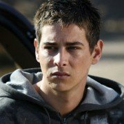 Shelter - galeria zdjęć - filmweb