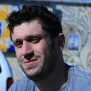 Shelter - galeria zdjęć - filmweb