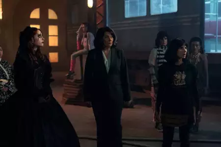 Doom Patrol - galeria zdjęć - filmweb