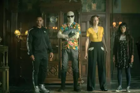 Doom Patrol - galeria zdjęć - filmweb