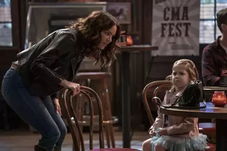 Country niania - galeria zdjęć - filmweb