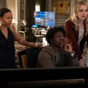 Industry - galeria zdjęć - filmweb