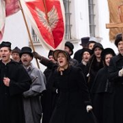 Panna opętana - galeria zdjęć - filmweb