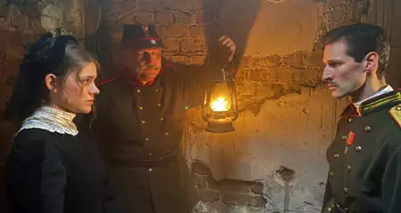 Panna opętana - galeria zdjęć - filmweb