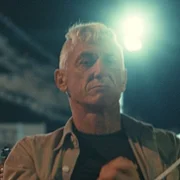 Jedna bitwa po drugiej - galeria zdjęć - filmweb