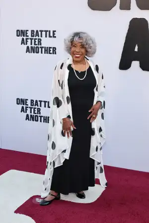 Jedna bitwa po drugiej - galeria zdjęć - filmweb