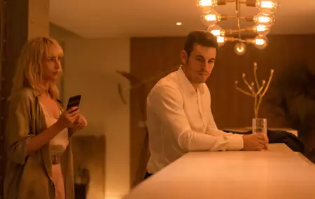 Instinto - galeria zdjęć - filmweb