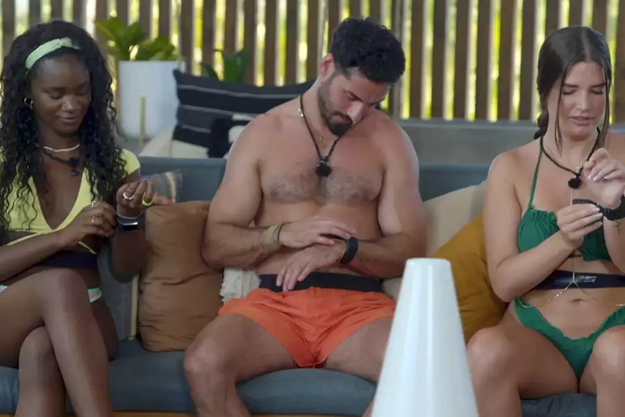 Too Hot to Handle: Niemcy - galeria zdjęć - filmweb