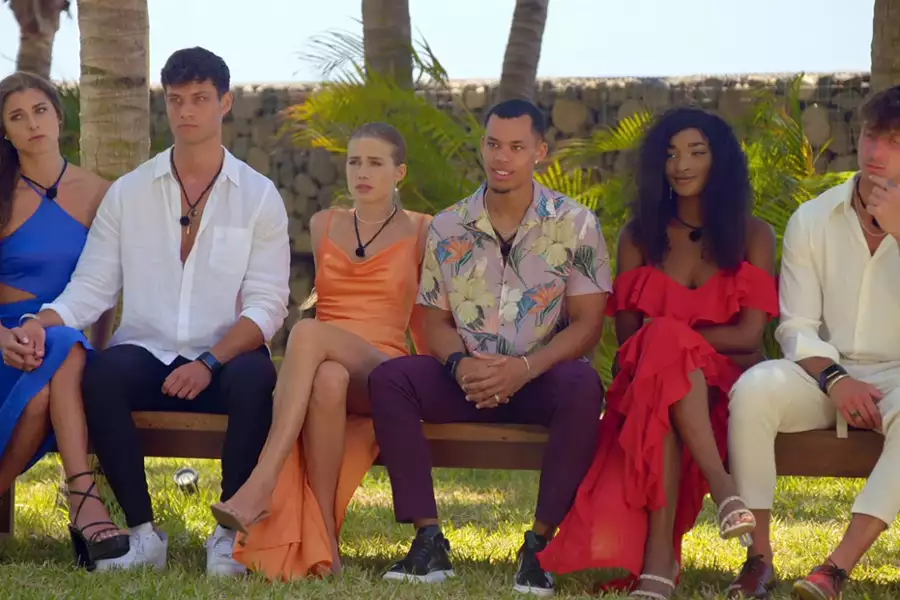 Too Hot to Handle: Niemcy - galeria zdjęć - filmweb