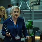 Intelligence - galeria zdjęć - filmweb