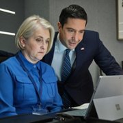 Intelligence - galeria zdjęć - filmweb