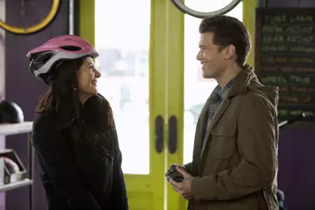 Happy Endings - galeria zdjęć - filmweb