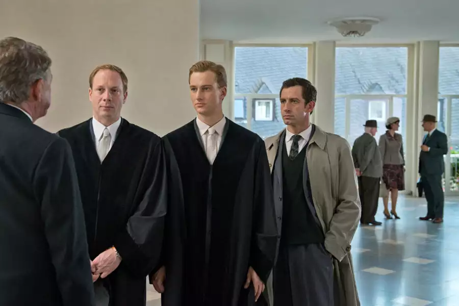 Labirynt kłamstw - galeria zdjęć - filmweb
